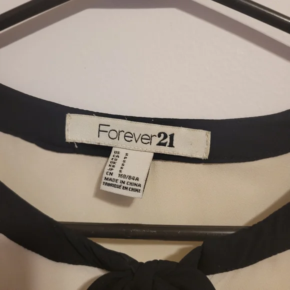 Forever 21 Chiffon Button Up Blouse - Picture 4 of 7